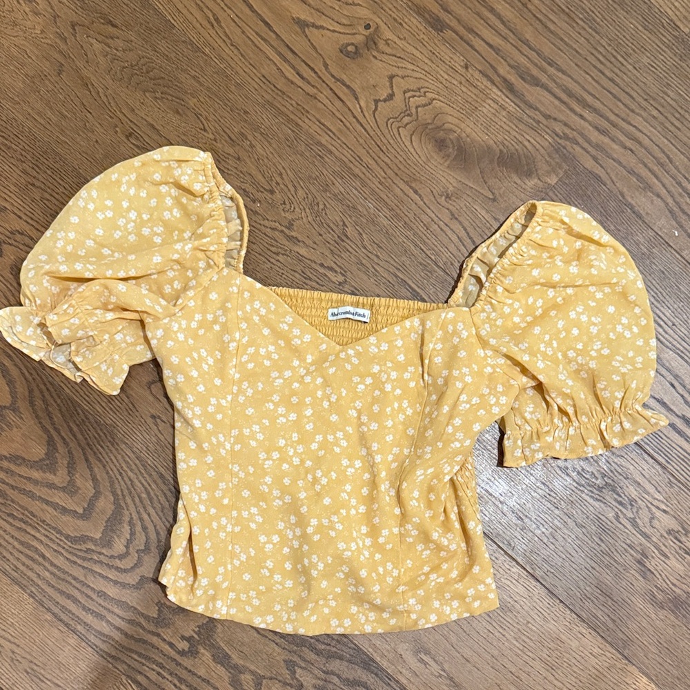 Abercrombie & Fitch Yellow Puff Sleeve Floral Top